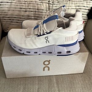 On Cloudnova white and blue